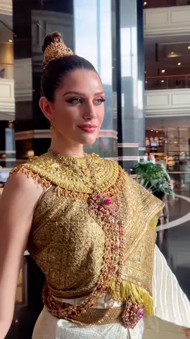 OMG !! Queen Isabella Miss Grand International สวมชุดไทย ในวันลอยกระทง สวยมากกกกก. #ผมสวยด้วยอาเขต #arkatemakeup #missgrandinternational  #missgrandinternational2022  #ช่างแต่งหน้ากรุงเทพ #ช่างแต่งหน้าเจ้าสาว  #ช่างแต่งหน้าทำผมเจ้าสาว#ช่างแต่งหน้าทําผมเจ้าสาวช่างแต่งหน้าทำผม#ช่างแต่งหน้าทําผมริญญา  #ช#ช่างแต่งหน้าภาคกลางช#ช่างแต่งหน้ากรุงเทพช่างแต่งหน้า 