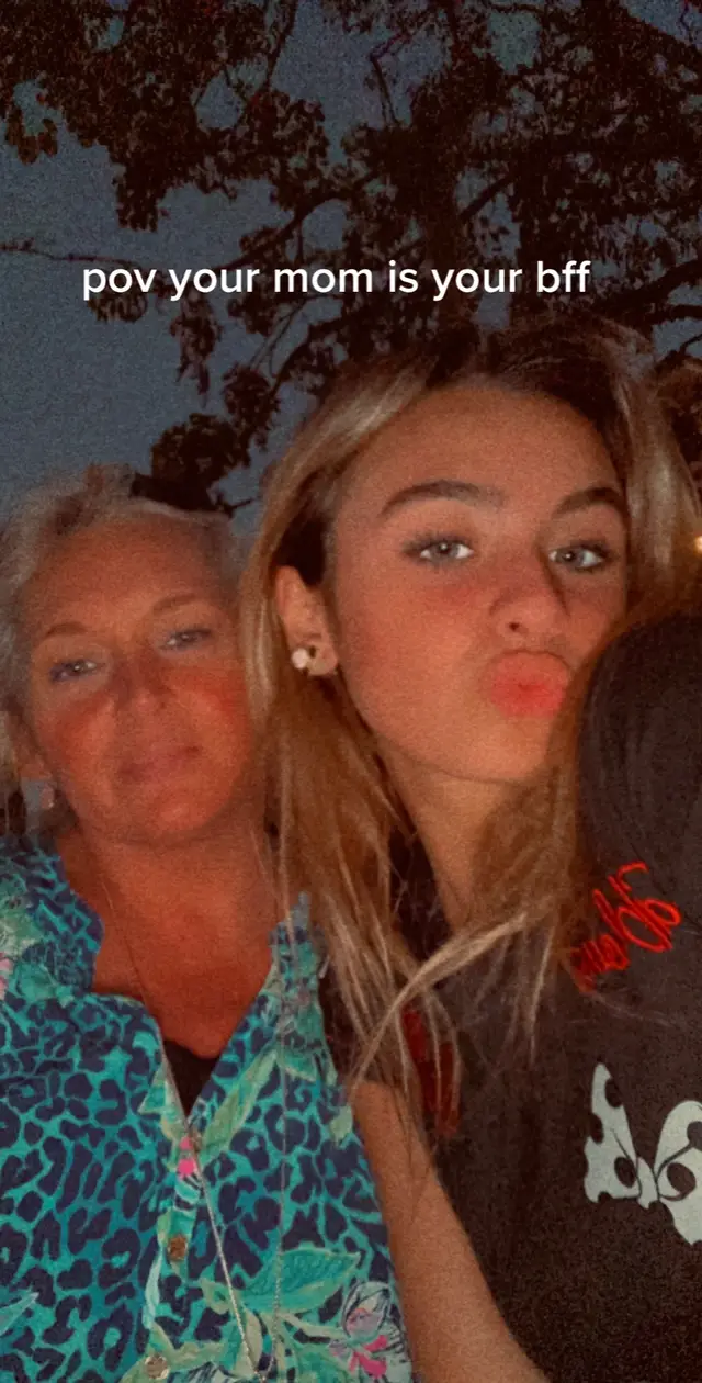 🥹🥹 #avarosegiannini #avarose #bestfriend #iloveyou #trending #foryou #viral #mom #momdaughterduo 