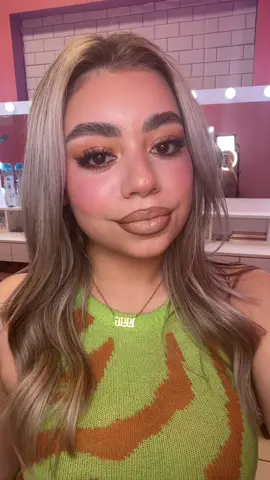 Finish getting ready with me🫶🏼 #grwm #makeupgrwm #makeuptutorial #makeupoftheday 