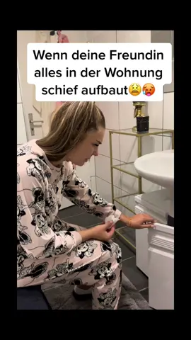 Wer kennt es??🤣🥵#fyp #foryoupage ##typischfrau #typischmann #nomobbing #justforfun #couplecomedy #funnyvideos#fypシ #fypage #fürdich #goviral #viralvideo #viraltiktok 