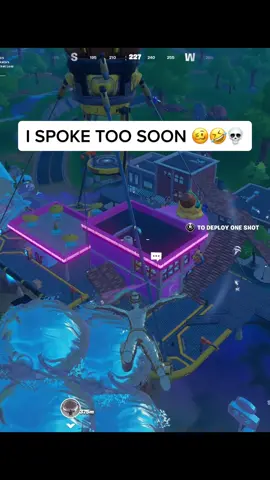 And he even missed! Fortnite logic 🤦‍♂️😂 #fortnite #fortnitefunny #fortnitememes #fortnitebr #fortniteclips #memes 