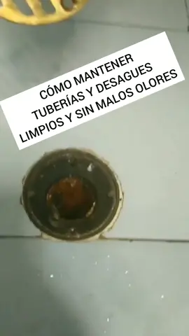 Cómo mantener tuberías y desagues limpios y sin malos olores  Necesitas ➡️ 1/2 taza de bicarbonato + 1 taza de vinagre blanco +agua caliente#consejosdelimpieza #trucosdelimpieza #tipdelimpieza #tipshogar #tuberiaslimpias 