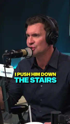 The People V. Jeff Lewis #jefflewis #jefflewislive #jefflewishasissues #comedy #foryou #fyp #podcast #podcastclips #siriusxm #funnysketch #sketchfunny 