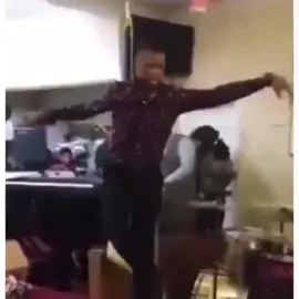 Praise-Break Time #candycrush10 #dance #YellowstoneTV #goviral #goviral #ChevyEVSongContest #praise #praisethelord #meme #trending #trending 