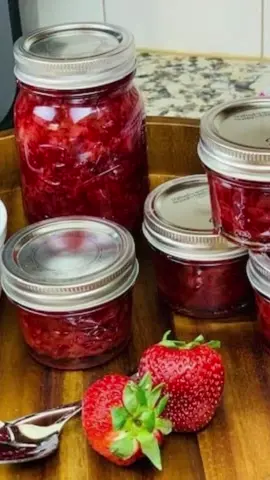 Ninja Foodi Strawberry Jam #ninjafoodi #ninjafoodirecipe #ninjakitchen #ninja #pressurecook#pressurecooking#fyp#foryoupage #trending#tiktoktrend