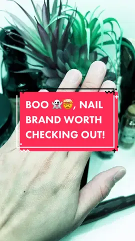 Thought I posted my Halloween nails but hey! Better late than never 😍 One thing for sure, these nails lasted me almost two weeks!! Can’t say if it’s the glue that it came with but man I was pretty impressed!! 😍 definitely LOVE @kissproducts and I think you should check them out if you haven’t!!