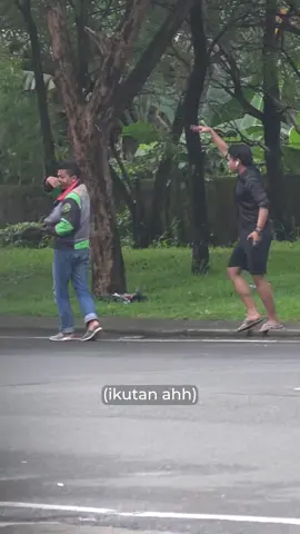 Kok malah manggil temennya sih 😂 #kutipanx 