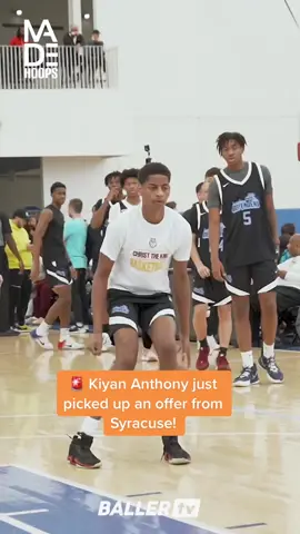 🚨 Kiyan Anthony just picked up an offer from Syracuse! 🍊 @KIYAN #kiyananthony #carmeloanthony #melo #syracuse #offer #basketball #sports #dad #son #foryourpage #fyp #fypシ #viral 
