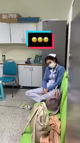 เมื่อขึ้นเวรทุกวัน…….หลับกลางอากาศแล้ว😂😂สงสารน้องงง😅##พยาบาลสมองไหล #พยาบาลสายฮา 