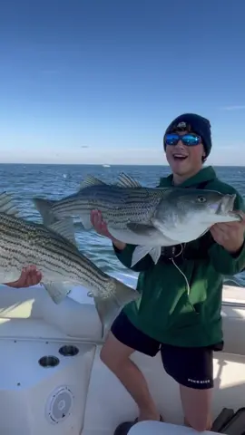 Full video on yt #fyp #fishing #stripedbassfishing #sandyhook #raritanbay #fishingvideos 