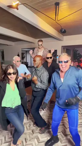 WE MADE YOU LOOK 😎 @Scott Hoying @Pentatonix @Meghan Trainor 