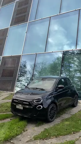 Italian Beauty 🇮🇹  Meet the full-electric Fiat 500. #carcommunity #carhub #cars #futuristic #sportscar #supercar #ElectricCar #shorts #foryou #foryoupage #fyp #viralvideos #trending #carsoftiktok #switzerland