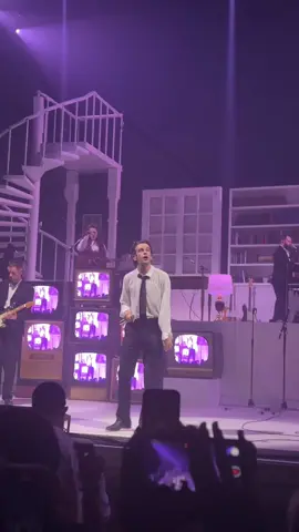 It’s the “do what your told” for me #the1975 #thesound #mattyhealy #the1975live #fyp #the1975attheirverybest 
