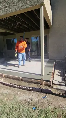 #concrete #finisher #finicheros #cemento #concreto #cementeros #concretefinisher #concretefinishers #concretefinisherscalifornia #union #unionwork #concreterosperros #marioconcretefinisher #mexican #fyp #foryoupage #foryou #foru #fyp #v #freefire #comediante #dog #viraltiktok #viralvideo #chinatiktok #content #Love #work #woma #woman #water #california #nevada #offroad #offroad4x4 #marioconcretefinisher378 #unionwork #local500 #local600 #workout #weeb #unionconstruction 