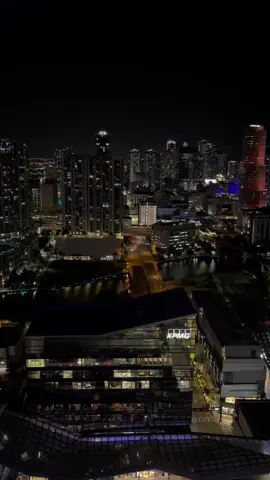 Brickell living ✨💙#brickell #miamiliving #майами 