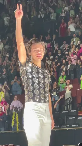 Love him so bad #harrystyles 