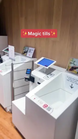Magic tills 🪄 Ta-dah  #fyp #checkout #uniqlo #style #winterfashion #funny