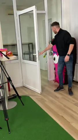 A certain door, a certain office #jollybattle #office #novice #prank #newtrend #newchallenge 