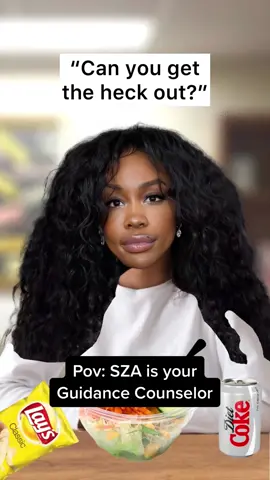 If SZA was your Guidance Counselor 👩‍💼 #sza #shirtsza #ctrl #gooddays #kissmemore #omarnova 