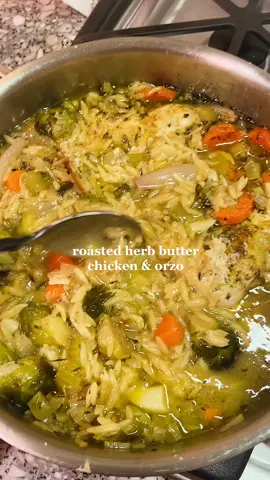 drool. #halfbakedharvest #halfbakedharvestrecipe #cooking #chicken #food #FoodTok #Recipe #recipesoftiktok #dinner #easydinner #chef #Foodie 