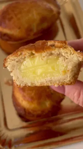 Direttamente da Lecce: il pasticciotto 🤤 uno dei miei dolci preferiti 😍 Li avete mai assaggiati? #pasticciotto #dolci #desserts #italianfood #ricettadelgiorno #pasticciottoleccese 