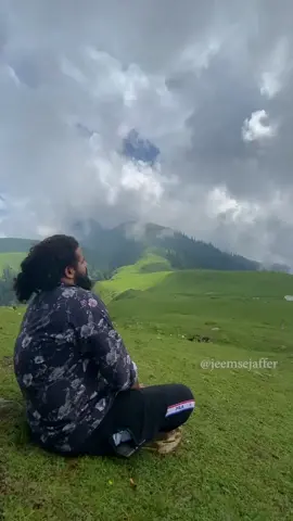 Wohi khuda hy 🙏🏾🙏🏾🙏🏾 @eventica.travels #reels #soul #vibe #hamd #travel 