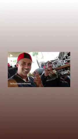 BROKEN KEY ARM! BRAZITO QUEBRADO! #nachoamables #Marito_aguilar1 #lorenzodemonteclarooficial #gabbanelli #corridos #mariscoselnayarit #acordioneros #plazamexico #huntingtonpark #southgate #harmonica #switzerland #harmonika #swiss #ons #music #accordion #accord #corridos #regionalmexicano #norte #corridoschingones #corridosvip #o #mexico #sinaloa #ranchohumilde #corridosybanda #fuerzaregida #elfantasma #banda