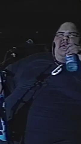When you’re so thirsty you growl. #israelkamakwiwoole #iz #live 