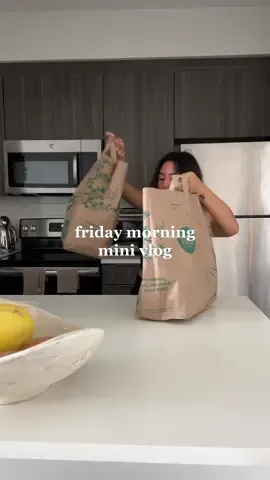 we had pasta for breakfast today 😬 #minivlog #fridayvlog #morningvlog #groceryvlog #groceryshopping #groceriesinminutes #asmrvlog 