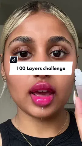 100 layers of gloss LITTLE DID I KNOW IT WAS PLUMPING!!!! #fyp #viral #makeupchallenge 
