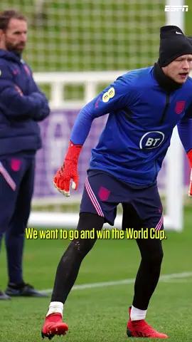 “We want to go and win the World Cup” 🏆  Aaron Ramsdale is dreaming big in Qatar 💭 #aaronramsdale #worldcup #qatar #england 