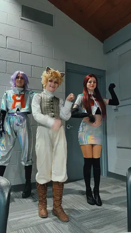 I just realized I forgot to post our Team Rocket 😭😭 I need to find another way to wear Meowth tho he's so fun @tanakaycos  #pokemon #teamrocket #pokemoncosplay 