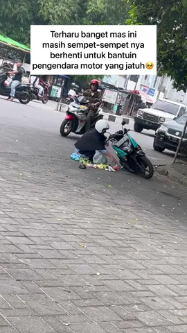 Bikin haru membantu sesama 🥺🥺