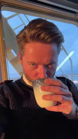 #goodmorning #coffee #kaffe #riga #latvia #sunrise #ventamaersk #maersk #pilotboat #pilot #sol #solopgang #ship #seafarersarekeyworkers #noshippingnoshopping #captain #captainthomas #alwaysonboard