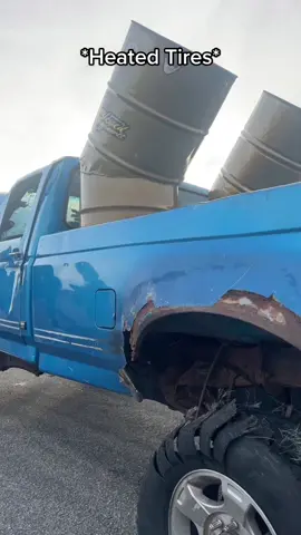 That's fr crazy ngl #trucks #squattedtrucks #carolinasquat #carolinatrucks #diesel 