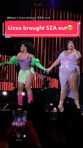 Lizzo brought SZA out last night & I ASCENDED😭🥹🌟 #lizzo #sza #lizzobeeating #lizzospecial #lizzospecialtour #lizzospecialtour2022 #szaedit #szaedits 
