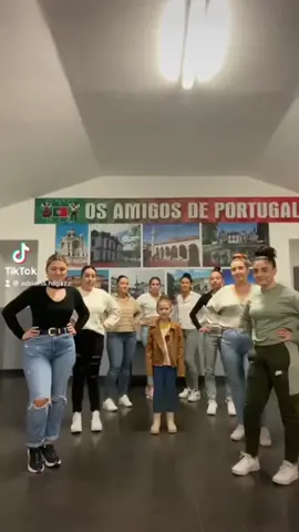 Rancho os amigos de Portugal en Bordéus 🇵🇹💃#pourtoi #fypシ #foryoupage #🇵🇹 #ranchofloclorico #bordeaux #portugal 