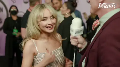 Sabrina Carpenter talking about Christmas carols in an interview at #AMAs #sabrinacarpentermusic #sabrinacarpenteredit #sabrinacarpenter 