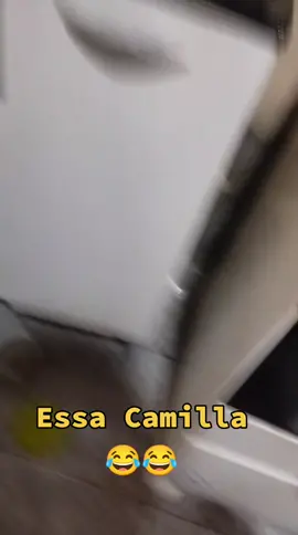 Bagunçando o armário 🤦 #vaiprofycaramba #criança #brincadeiradecriança #OhNo  #meninaemaistranquila   