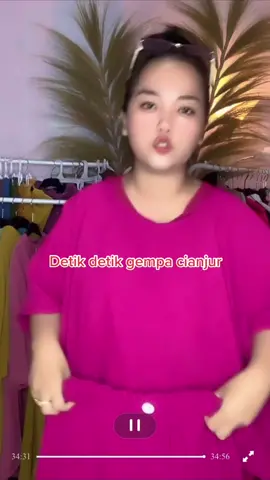 Detik detik gempa cianjur pas aku live jam 1 siang kurang lebih ya #gempacianjur 
