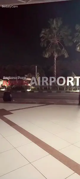 td MLM nyampek jam 01.45 di Juanda,selamat jalan bak Haninah  semoga selamat sampai di Aceh ,dan bertemu kembali di tahun depan😘🥰🥰
