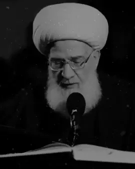 #الأدعية يا مَن خَلَقَ فَسَوَّى، يا مَن قَدَّرَ فَهَدى، يا مَن يَكشِفُ البَلوى، يا مَن يَسمَعُ النَّجوى، يا مَن يُنقِذُ الغَرقى، يا مَن يُنجي الهَلكى، يا مَن يَشفي المَرضى، يا مَن أضحَكَ وَأبكى، يا مَن أماتَ وَأحيى، يا مَن خَلَقَ الزَّوجَينِ الذَّكَرَ وَالاُنثى. سُبحانَكَ يا لا إلهَ إلاّ أنتَ، الغَوثَ الغَوثَ، خَلِّصنا مِنَ النّارِ يا رَبِّ. دعاء الجوشن الكبير  المرجع الديني المجدد الشيخ فاضل المالكي نصره الله  #على_صراط_الحق  #الشيخ_فاضل_المالكي 