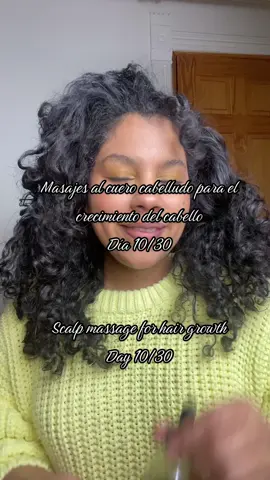 [ESPAÑOL] Día 10/30. Siempre intento masajear mi cuero cabelludo por cinco minutos. Lo estoy haciendo todos los días porque quiero mayores resultados en el menos tiempo posible, pero siempre puedes hacerlo 1-2 veces por aemana.  Estoy usando el gotero anti caídas y de crecimiento de curly.margie en IG.  🫶🏽Sigue @neysharie para que veas los resultados al final del reto [ENGLISH] Day 9/30. I always try to massage my scalp for five minutes. I'm doing it every day because I want the most results in the least amount of time, but you can always do it 1-2 times a week. I am using the curly.margie anti-fall and growth dropper. I'm using curly.margie (on IG) hair loss and growth dropper. 🫶🏽Follow neysharie to see the final results #pelolargo #crecimientodelcabello #crecimientodelpelo @neysharieee 