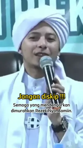 Jangan diskip dulu, Dengarkan dan hayati sholawatNya.  #viral #dakwahchannel #habibrifkyalaydrus #dakwahviral #fyp #pastifyp #fypシ 