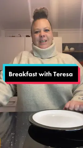 Breakfast with Teresa #fyp #f #fypシ #foryou #StumbleToVictory #foryourpage #obesity #obese #itscoldoutside #nearlychristmas #brea #breakfast #breakfastideas #egg #spinach #mushrooms #tomato #justspiceuk #revivecollagen #shot #matcha 