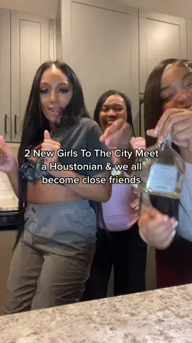 Now we having taco tuesday 😂💓 #houston #friends #xyzbca #blowthisup 
