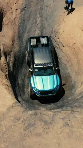 How did he pull this off? 🧐 #MonsterEnergy #LorenHealy #Offroad #Offroading #Truck #Crazy