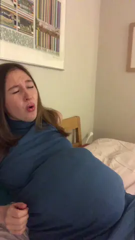 This is if she even makes it to the hospital #parody #film #tv #birth #fyp 