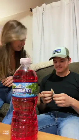Well he impressed me…  #happythanksgiving #thanksgivingfun  #funny #tampon #tamponprank 