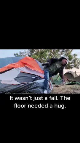 #FLASHBACKFRIDAY to @rockingthedaisies 😭😅❤️‍🔥📸🤣 Him @bruceleroy92  📸 @k4k4kicks  #rockingthedaisies2022 #rockingthedaisies #CPT #Wind #TaylaGOOD #Funny #EpicFail #FunnyAF #CampingLife #Tent #CampMaster 
